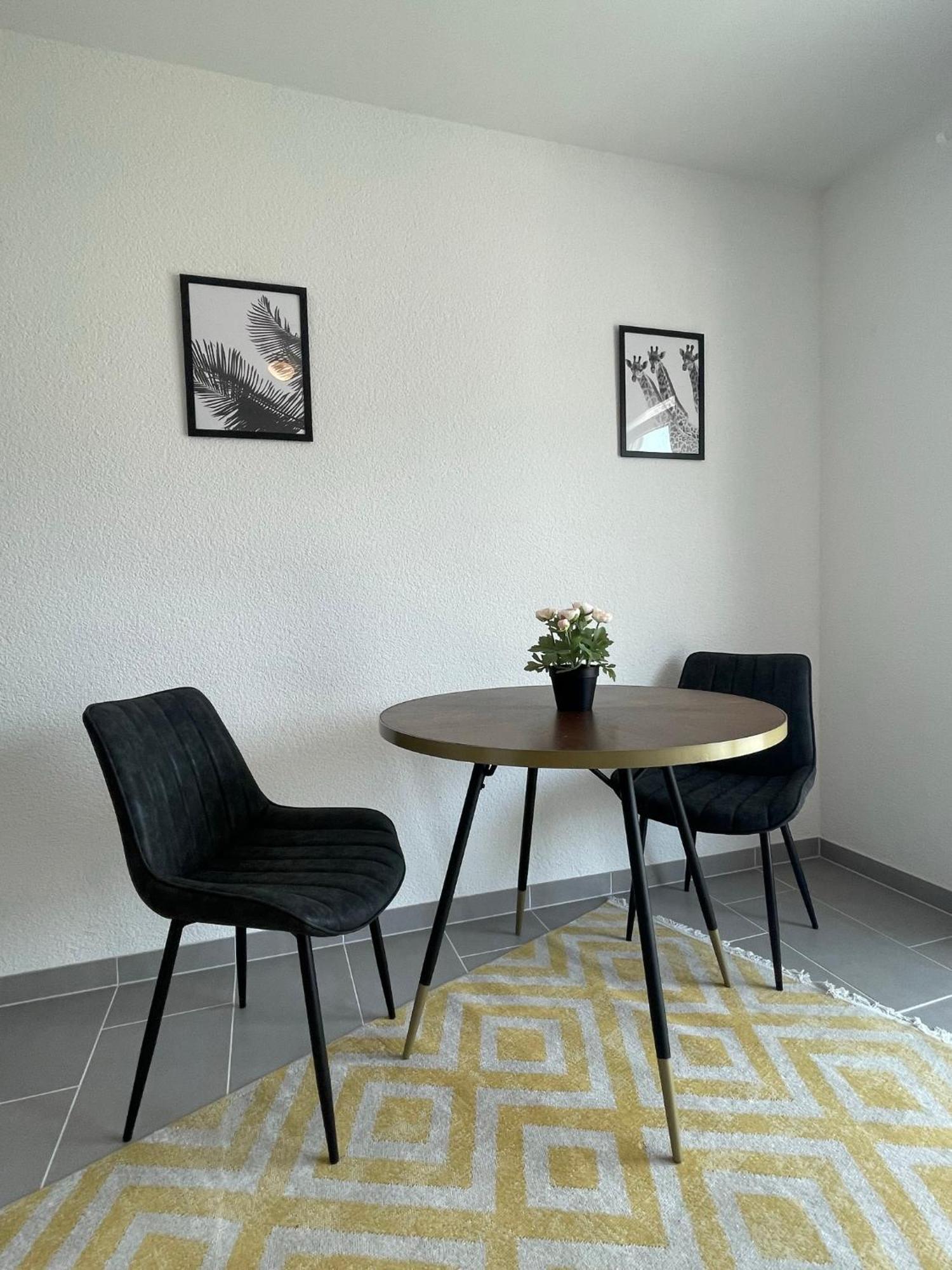 Simplex Apartments Am Europaplatz Karlsruhe Quarto foto