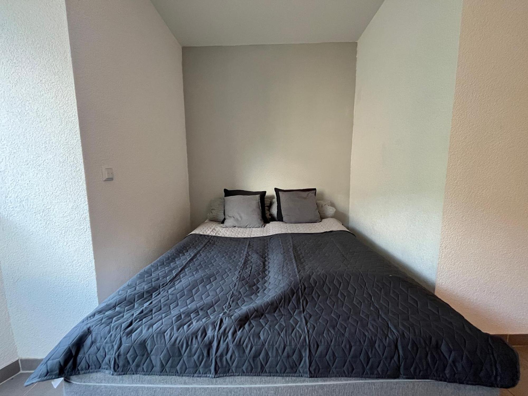 Simplex Apartments Am Europaplatz Karlsruhe Quarto foto