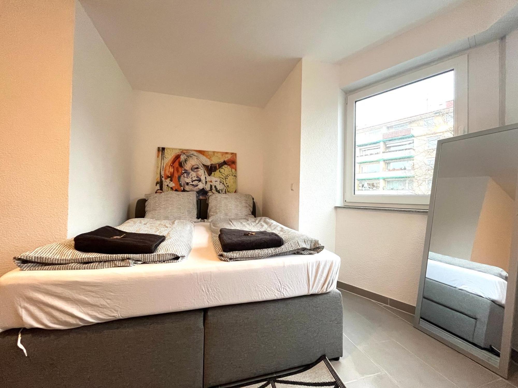 Simplex Apartments Am Europaplatz Karlsruhe Quarto foto