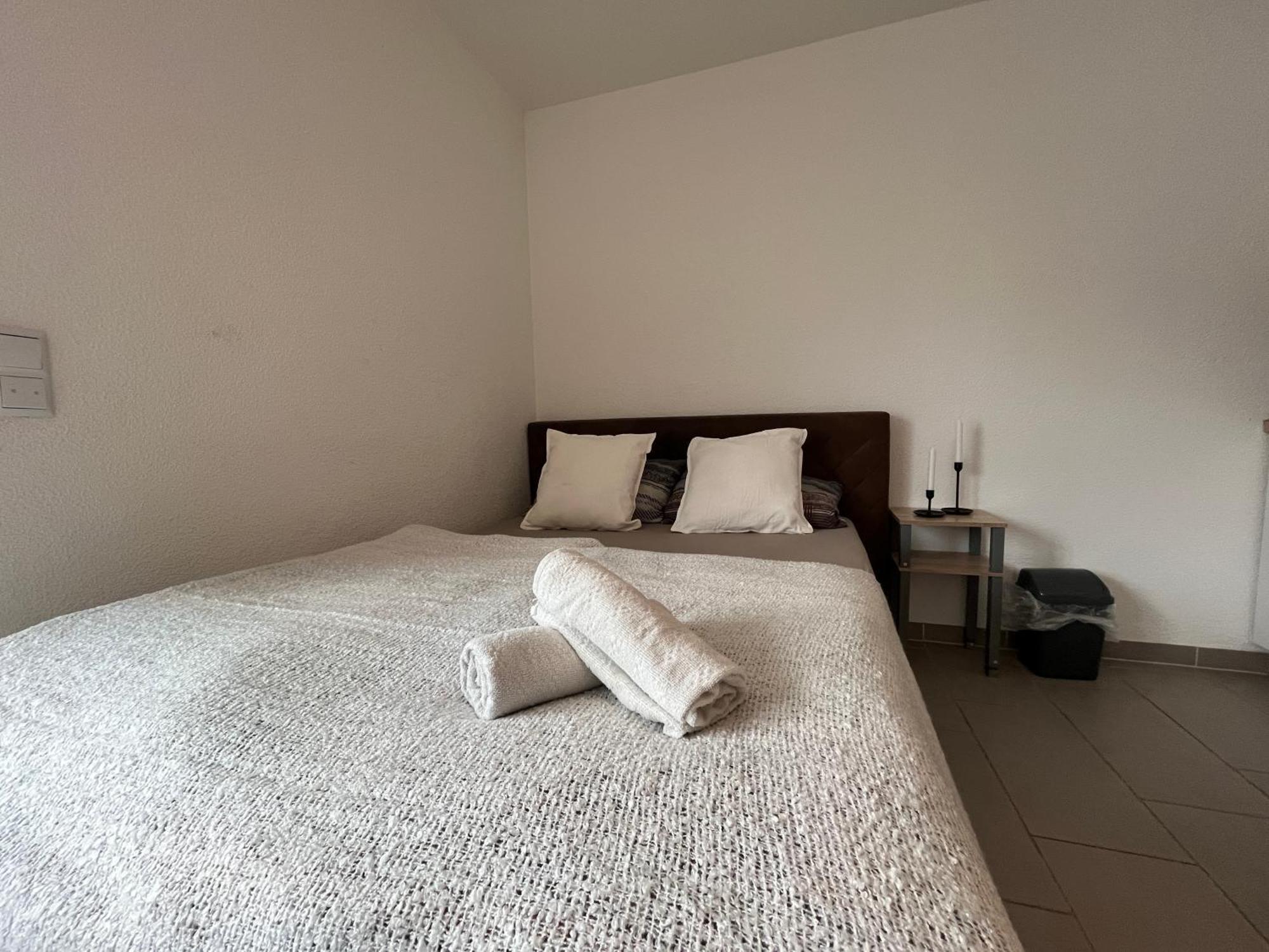 Simplex Apartments Am Europaplatz Karlsruhe Quarto foto